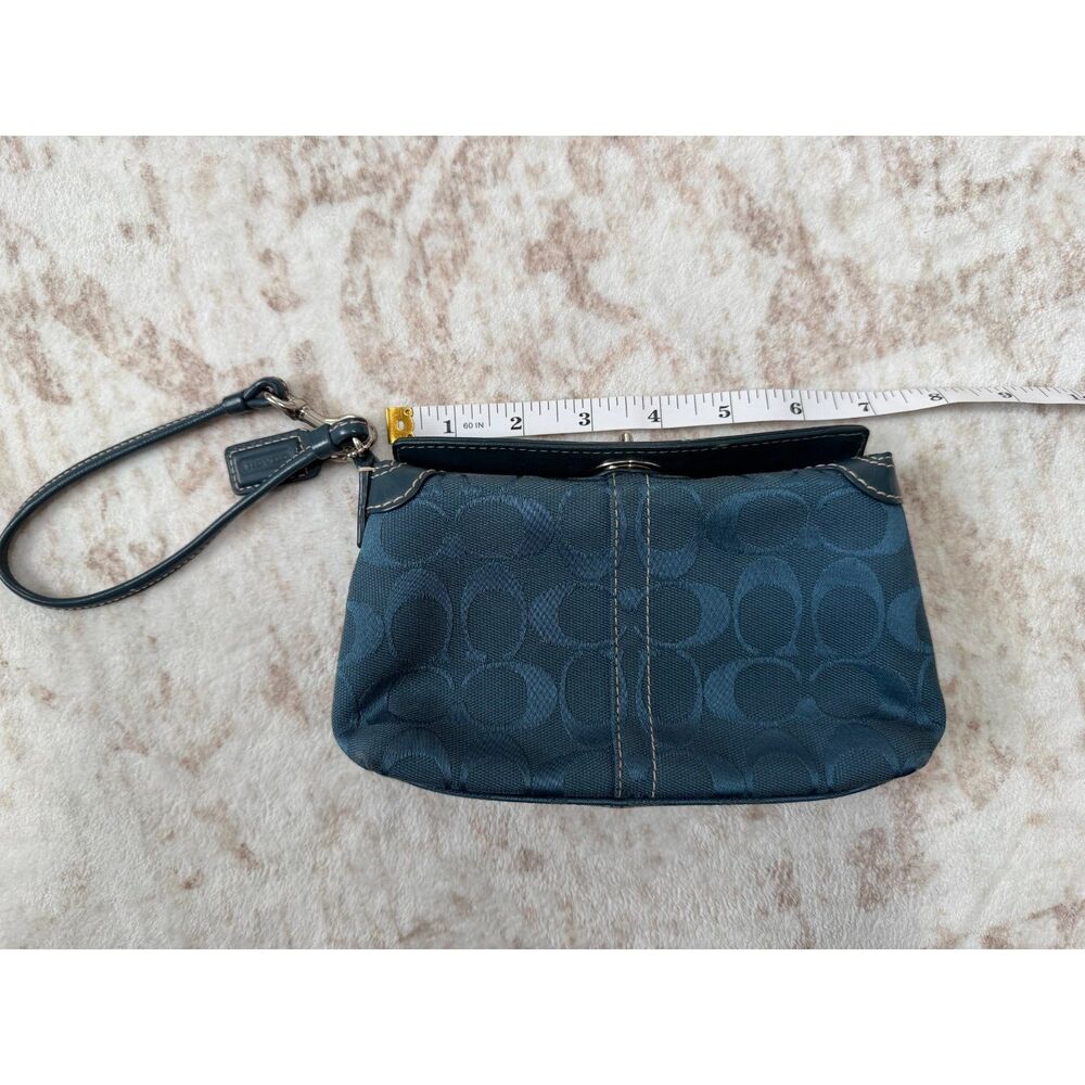 Coach Teal Blue Signature Jacquard Turnlock Wristlet Wallet Clutch - Picture 10 of 11